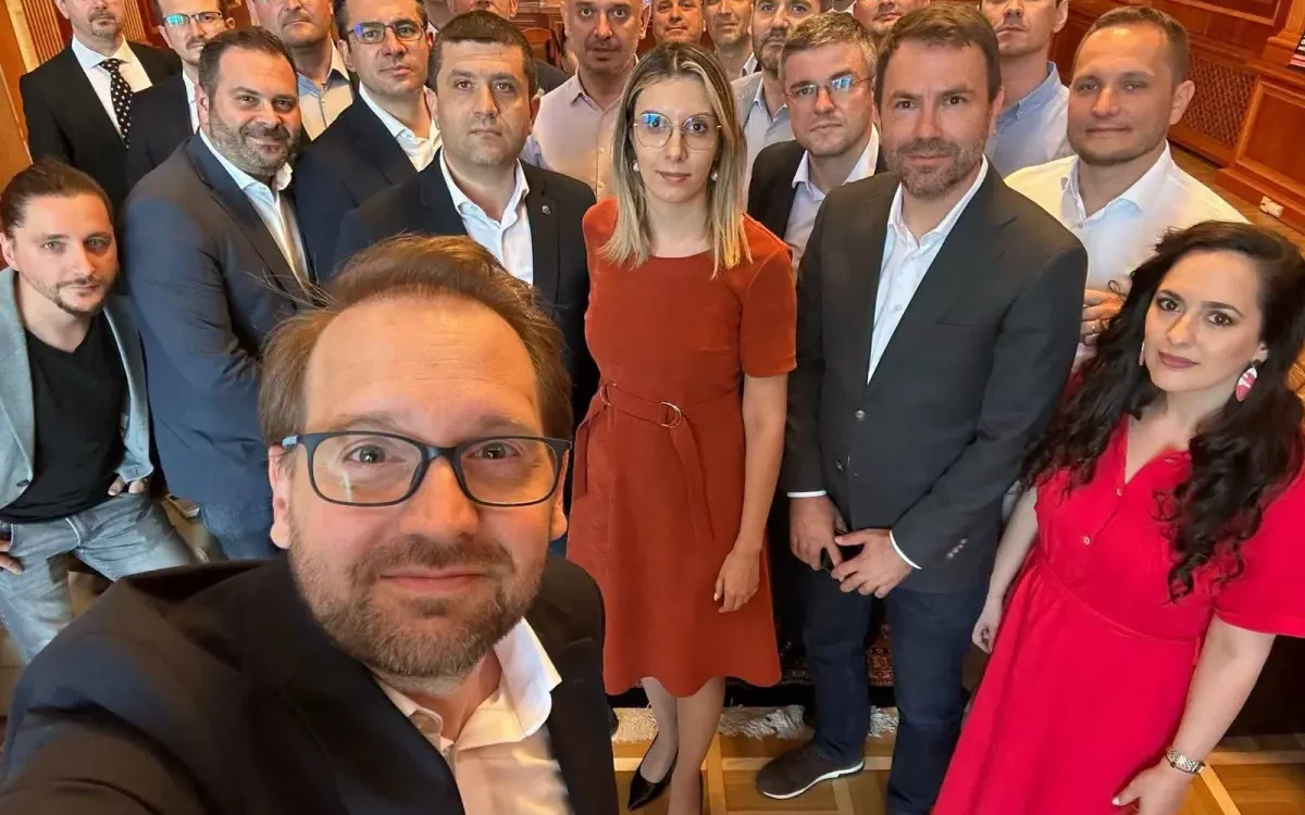 Ghinea și noua cruciadă: cui folosește atacul la Justiție?