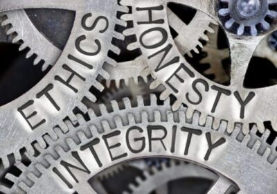 Integritatea la vârf: de ce nu se discută despre ea acum