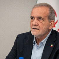 Iran la un pas de colaps: cine profită de blocada lui Trump?