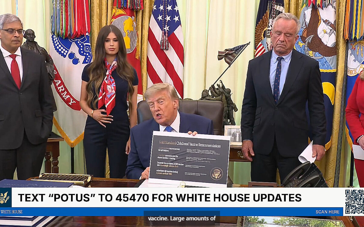 Trump taie schema de vaccinuri: cine pierde, cine câștigă?