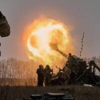Ucraina: cine tace, cine plătește pentru vorbe de pace?