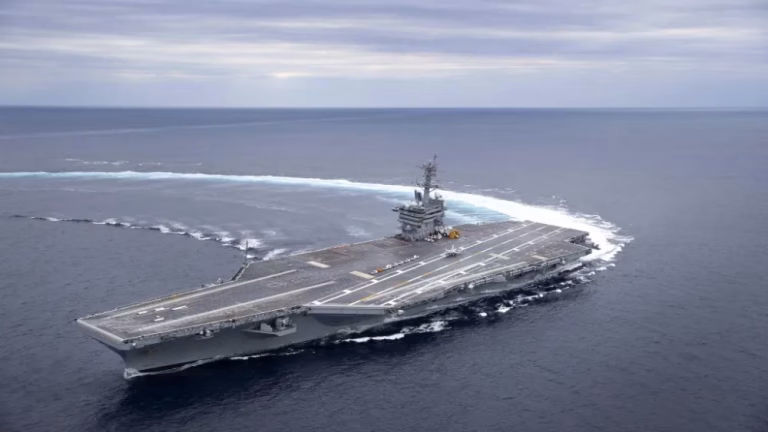 USS Abraham Lincoln: ce ascunde criza din marina SUA