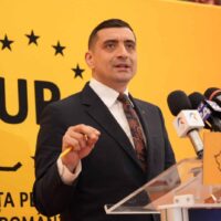 AUR pe val: sondajul CURS și tăcerea despre anticipate
