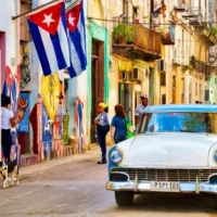 Blocada Cuba: 8 miliarde de dolari pierduți, cine tace și de ce