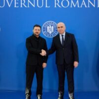 Bolojan amână alegerile: coincidență sau presiune pentru război?