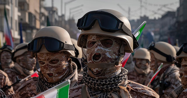 Canada, contracte militare pentru fiul unui fost oficial iranian: cine a știut?