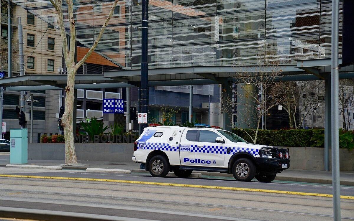 Cazul din Melbourne: 4 ani de tăcere înainte de arestare