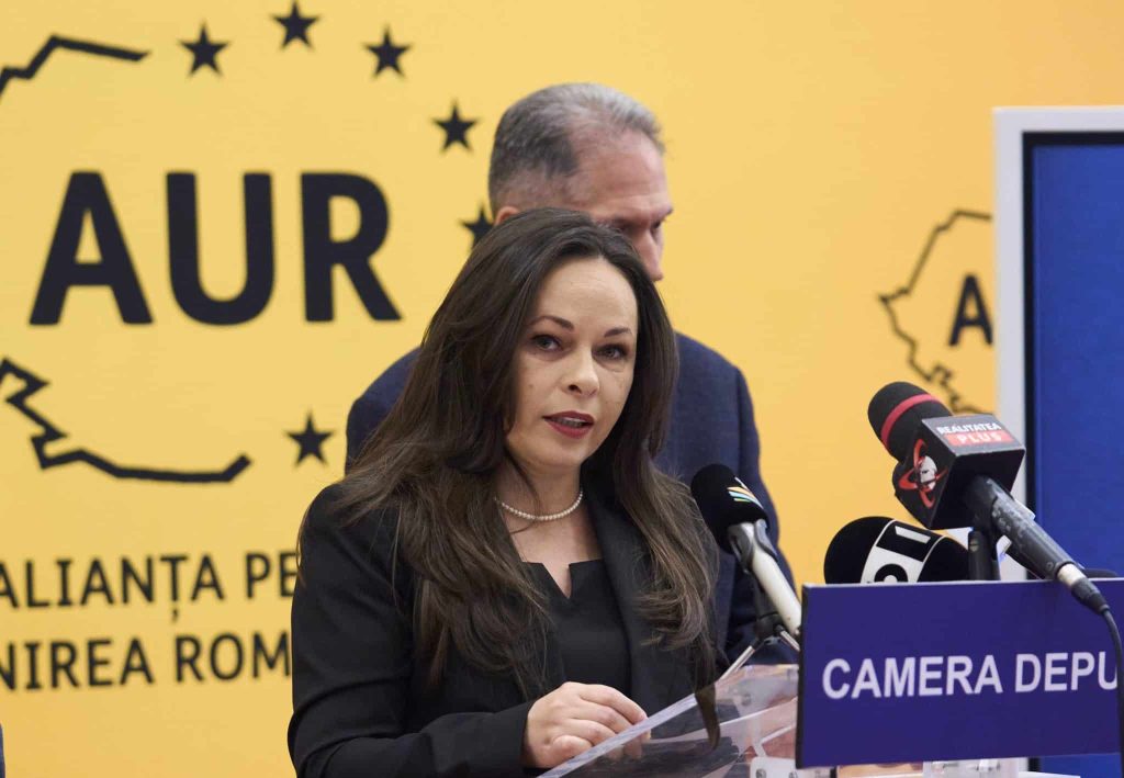 Clasa română din Cartal, desființată în 4 zile: cine tace?