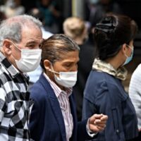 Conferința socialiștilor din Chicago: masca rămâne, dar pentru cine?