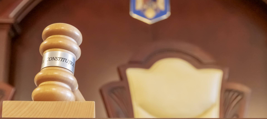 Dictatura de catifea din România: prețul tăcut al unei teze incomode