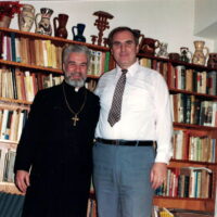 Disidenți sau foști curteni: cine spune adevărul despre comunism?