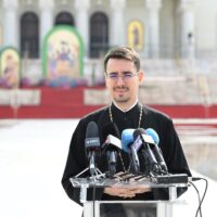 Disputa Biserică-USR pe ora de religie: ce se ascunde