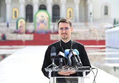 Disputa Biserică-USR pe ora de religie: ce se ascunde