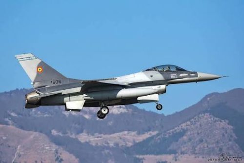 F-16G: de ce Pentagonul revine brusc la un avion din anii ’70