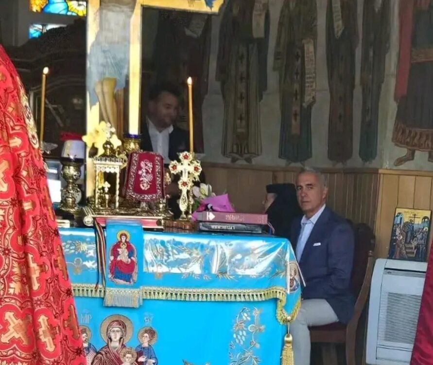 Georgescu la liturghie: de ce Biserica anchetează o prezență?