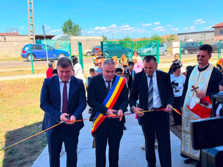 Grădinița din Magheru: o clădire nouă, dar cui îi folosește vizibilitatea?