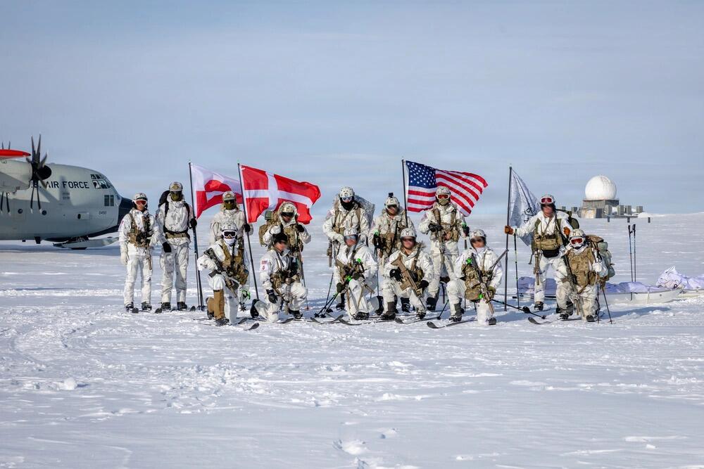 Groenlanda: acordul Trump-Danemarca ascunde control militar permanent