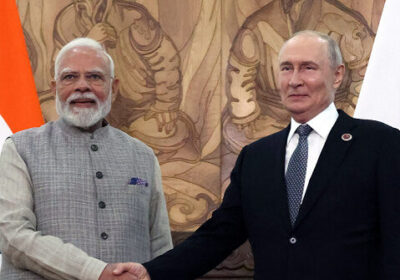 Modi îi cere lui Putin pace, dar continuă să-i cumpere petrolul