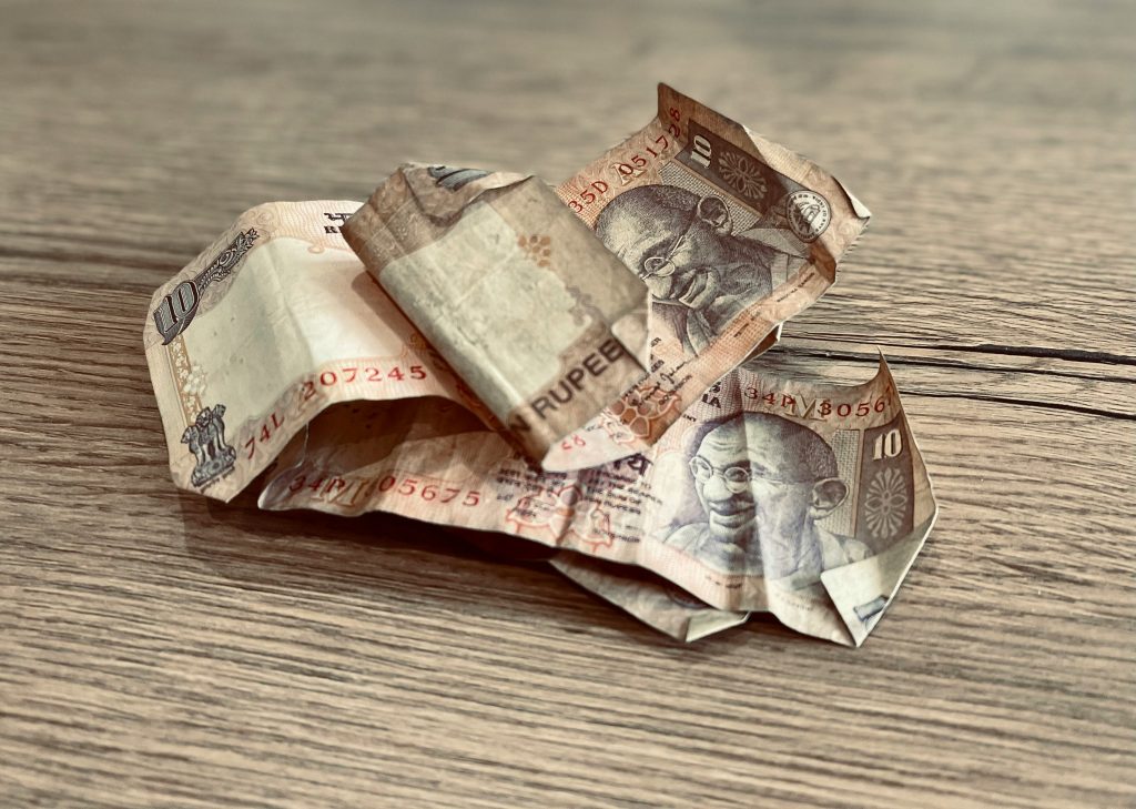 Numerarul crește global: ce nu vă spun băncile centrale