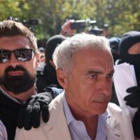 Percheziția la Georgescu: cine a publicat imaginile și de ce