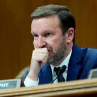 Senator democrat vrea internetul reglementat ca să nu mai apară un Trump