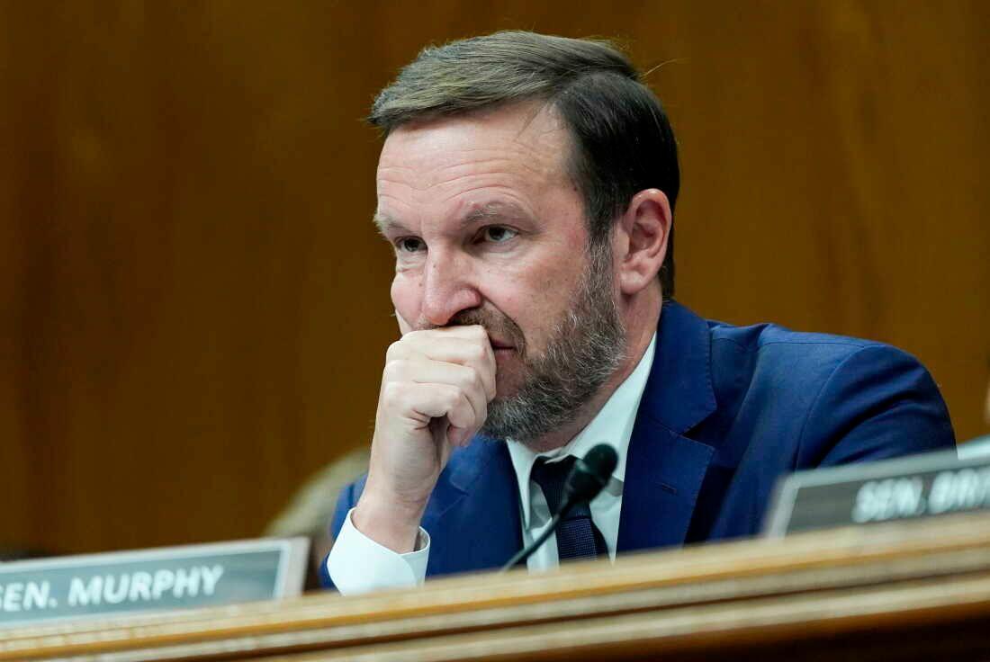 Senator democrat vrea internetul reglementat ca să nu mai apară un Trump