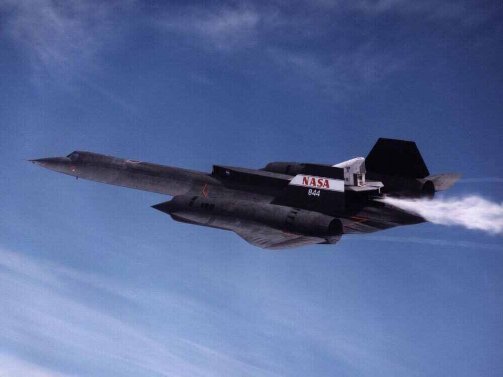 Un avion spion dispare din baza NASA: ce nu ni se spune