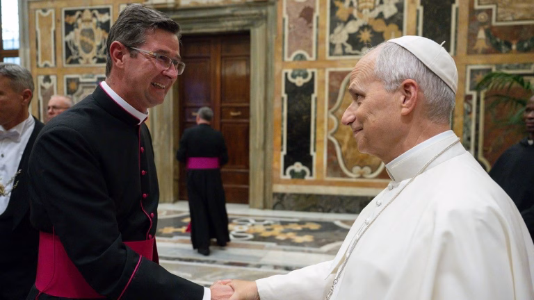 Un român la Strasbourg: diplomația tăcută a Vaticanului