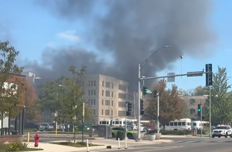 Incendiul EV de la liceul din Chicago: a doua coincidență în doi ani